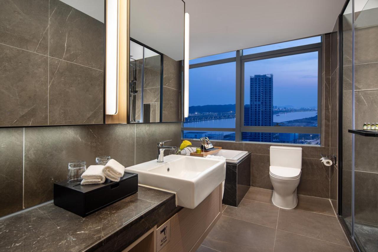 Rezen Hotel Zhuhai Hengqin Border And Exhibition Center Branch ภายนอก รูปภาพ