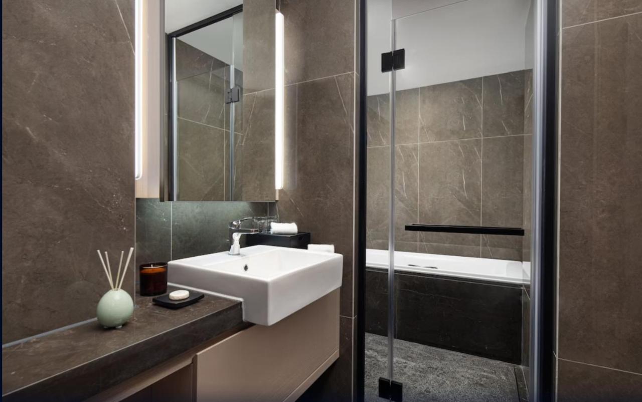 Rezen Hotel Zhuhai Hengqin Border And Exhibition Center Branch ภายนอก รูปภาพ